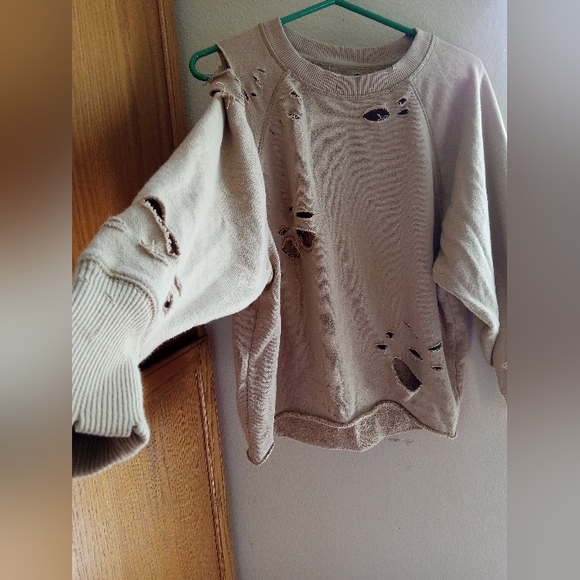 aerie Sweaters - Aerie distressed cropped sweatshirt size xs
